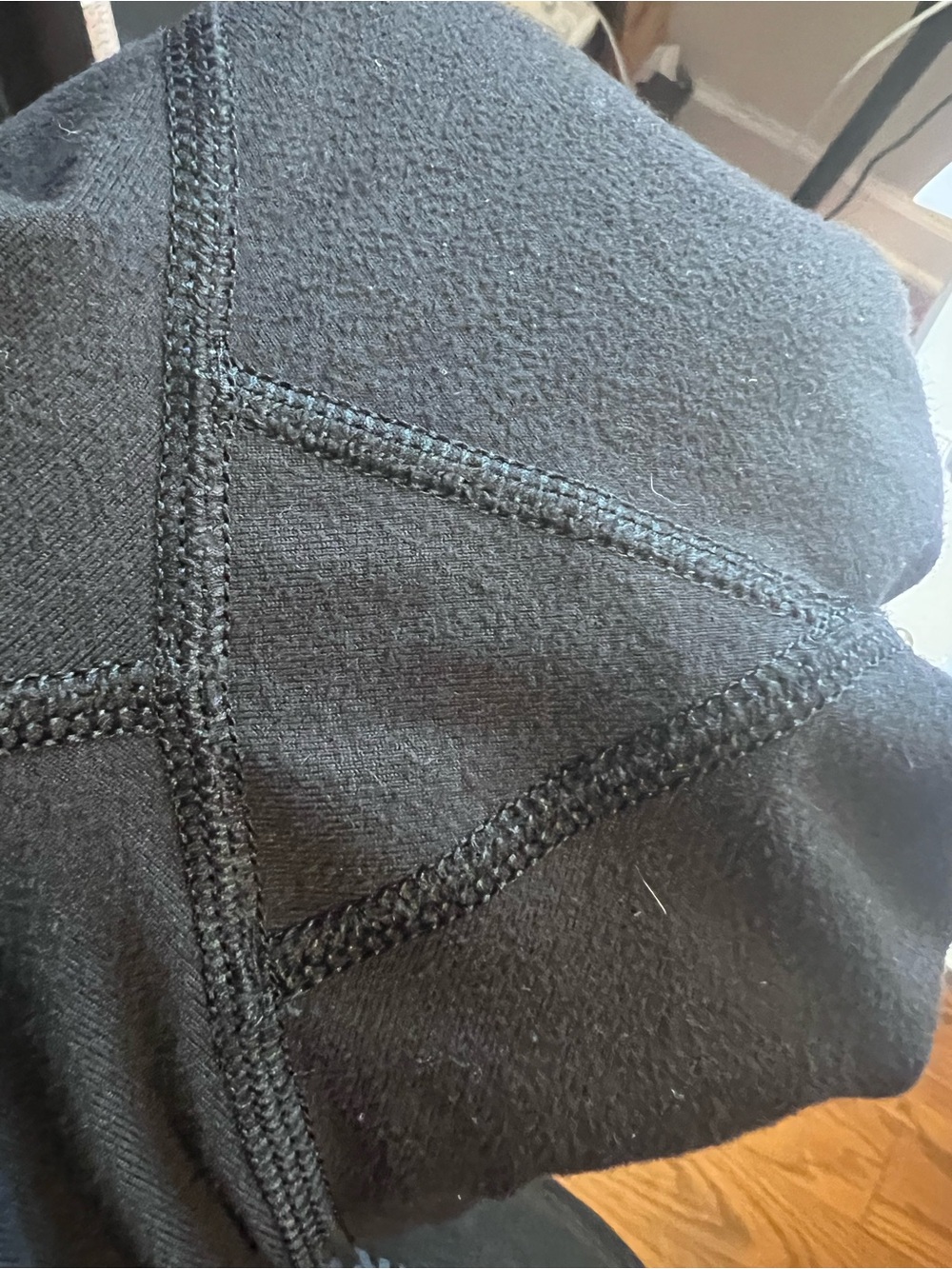 #585 Lululemon Wunder Under Hi-Rise Crop Full-On Luon 21.5” Black 10 - Picture 4 of 5